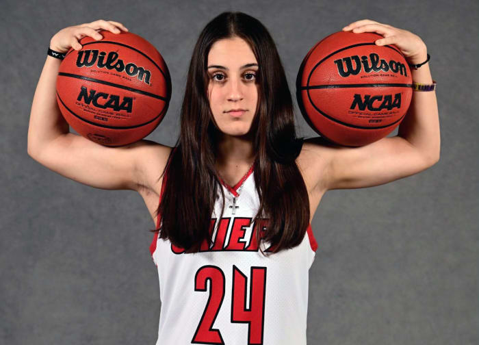 Konstantina Mantziori did a little bit of everything for the Chiefs, scoring 10 points, grabbing seven rebounds and handing out five assists.